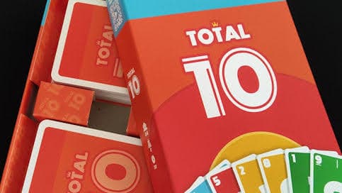 Le test de Total 10 : Le nouveau Skyjo des soirées en famille ?