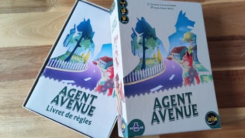 Test de Agent Avenue : Face à face express et bluff malin signé iello